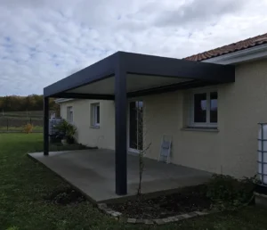 pergola bioclimatique bas et lezat ciel auvergne 63